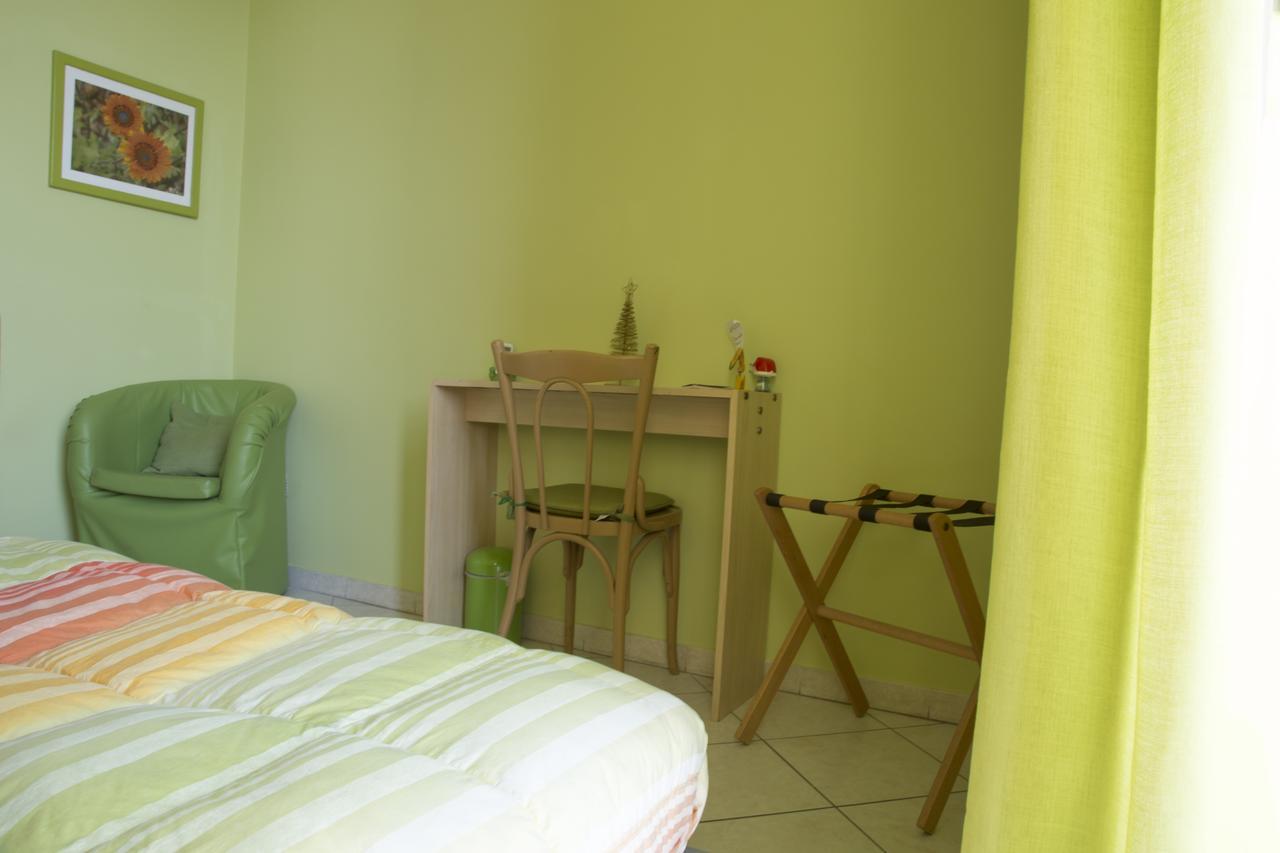 Al Centro E Meglio B&B 那不勒斯 外观 照片